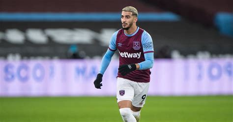 West ham were given a bit of a rocket at the break and came out on the front foot, declan rice driving from the heart of midfield. David Moyes outlines where Said Benrahma must improve to ...