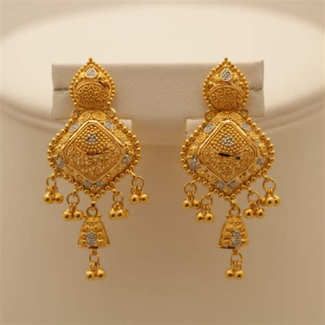 Gold Heavy Earrings Sets Fashion Beauty Mehndi Jewellery Blouse Design