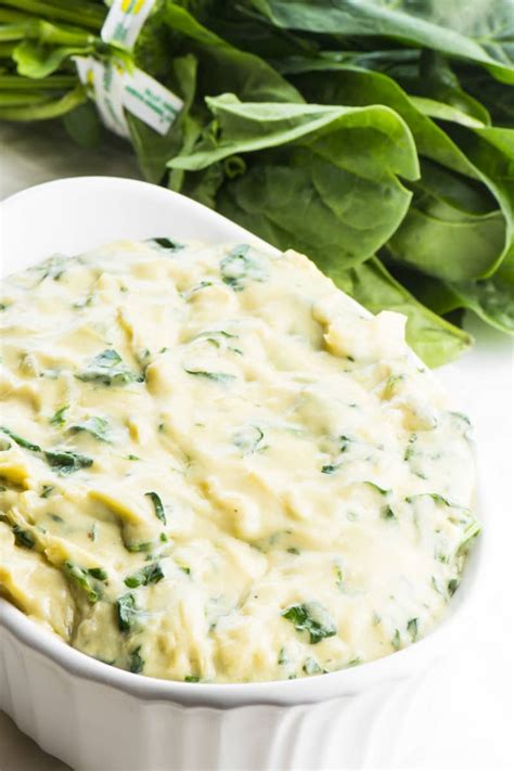 I'd be a liar and you'd never believe a thing i said if i told you that this vegan spinach dip tastes exactly like the full fat, full cheese, full mayo version. Vegan Spinach Artichoke Dip — Best Vegan Dip Recipe