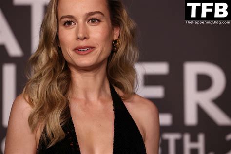 Brie Larson Cleavage Photos Sexy Youtubers