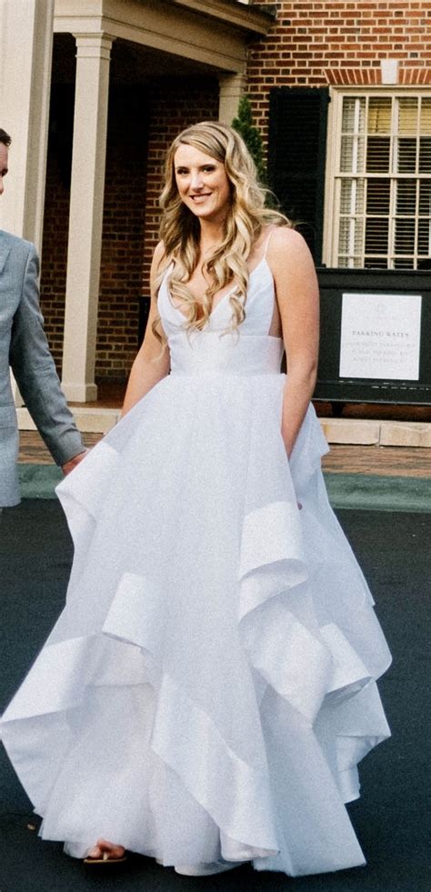 Hayley Paige Andi Gown Wedding Dress Save 44 Stillwhite