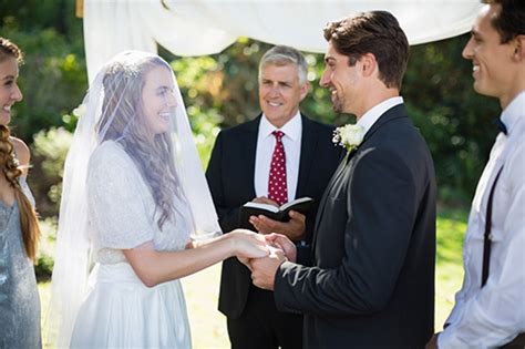 How To Perform A Wedding Ceremony Become Ordained With The Universal Life Church