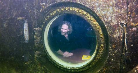 Researcher In Florida Keys Breaks Record For Underwater Habitation