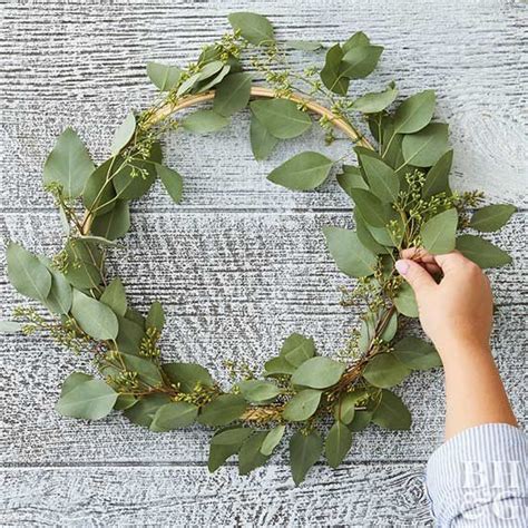 This Simple Eucalyptus Wreath Is The Perfect Year Round Decoration