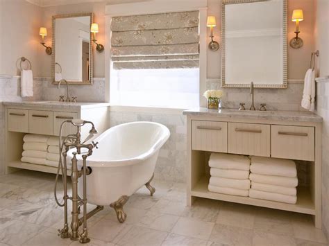 Floor or wall mounted luxury bath vanities come in a variety of styles finishes and colors. 50 Magnificent Luxurious Master Bathroom Ideas (full version)