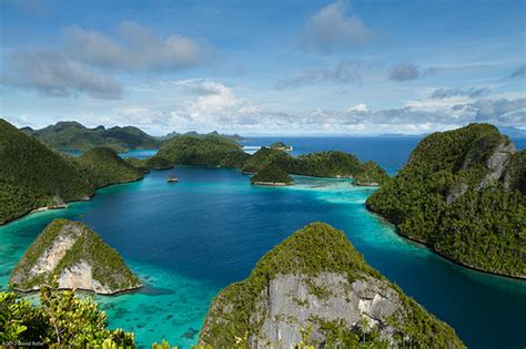 Inilah 5 Pulau Terbesar di Indonesia - Analisis - www.indonesiana.id