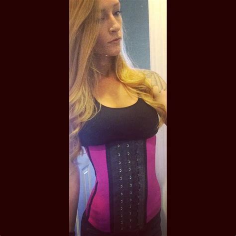 Instagram Photo By Maci Bookout • Oct 30 2015 At 5 39pm Utc Small Waist Workout Waist