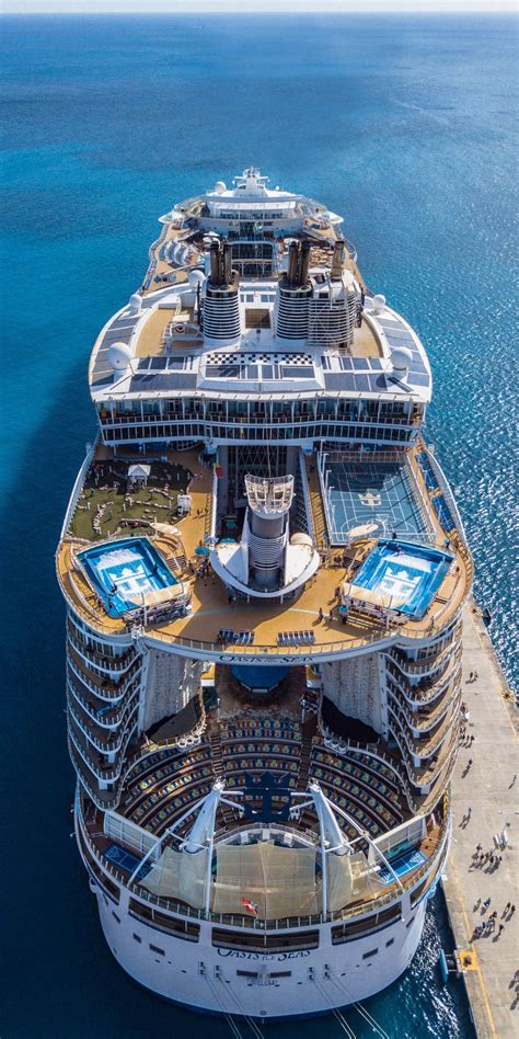 Oasis Of The Seas Extraordinary At First Sight With A Design That