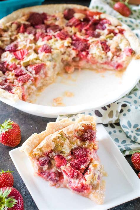 Strawberry Rhubarb Pie Julies Eats And Treats