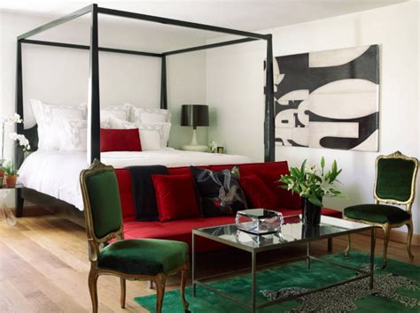 This ultimate bedroom feng shui guide sets out 17 layout diagrams showing good and bad bedroom feng shui as well as lists out 25 feng shui rules with pictures. Here Are Your Feng Shui Lucky Colors For 2019 According To ...