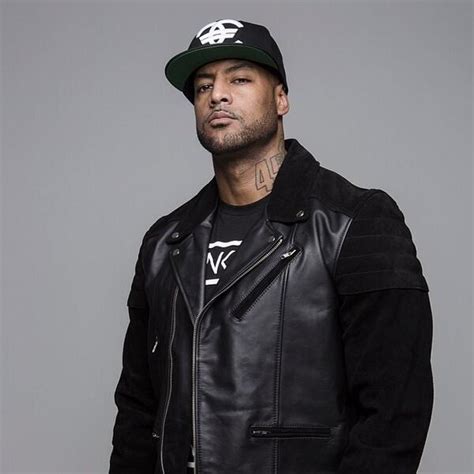 День рождения, факты, семейная жизнь, достижения и booba has since embarked on a successful solo career, selling more than 10 million discs over his career and. Francia, sparatoria sul set del rapper Booba: tre feriti