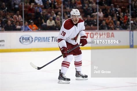 Jordan Szwarz | Hockey players, Players, Hockey