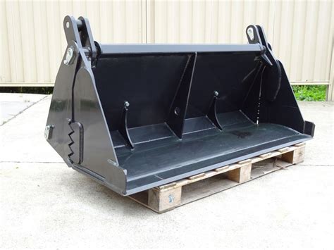 4 In 1 Bucket For Compact Tractors 14m Wide Euro Implements Direct
