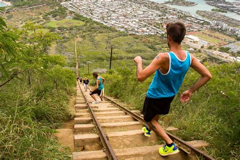 Hawaiis Hardest Hike Koko Crater Trail — Gemini Connect