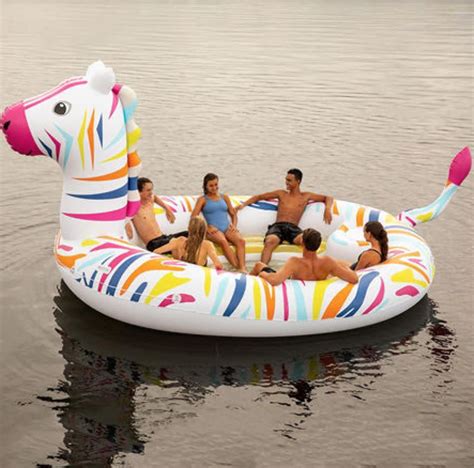 These Gigantic Inflatable Rafts Will Fit All Of Your Friends