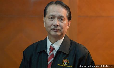 Noor hisham bin abdullah (born yew ming seong; Malaysia Chronicle
