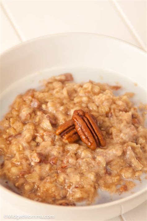 Pecan Pie Oatmeal Midgetmomma