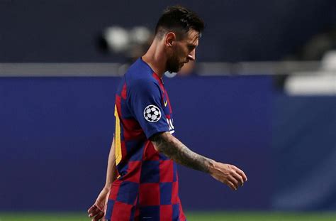 Messi Demande à Quitter Le Barça Le Sextuple Ballon D’or Enflamme La Planète Foot Le Parisien