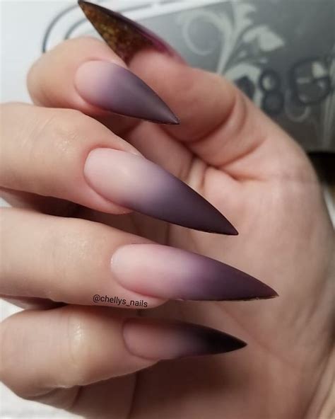This Dark Ombré Set By Chellys Nails Is Amazing 😍 Definitely Wish We Could Rock These Stiletto