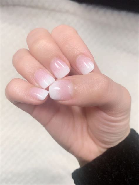 French Ombré Nails In 2020 Nail Dipping Powder Colors Gel Powder
