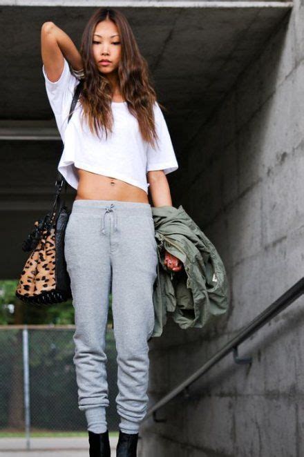 Check spelling or type a new query. 45+ Trendy How To Wear Sweatpants To School Shirts | How ...
