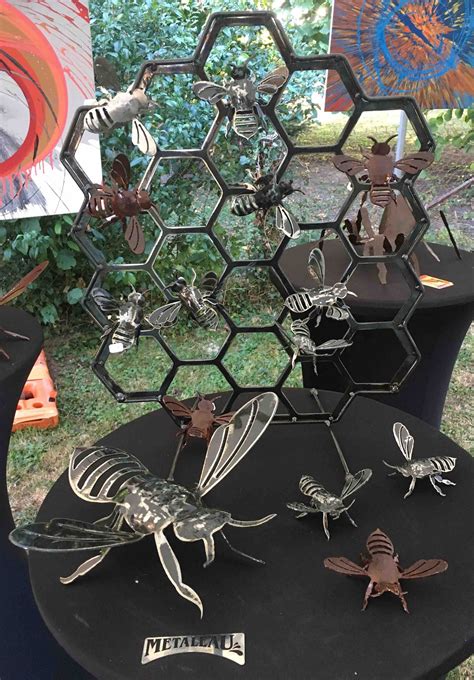Metal Bee Sculpturessculptures Dabeilles Métalliques Etsy Sweden