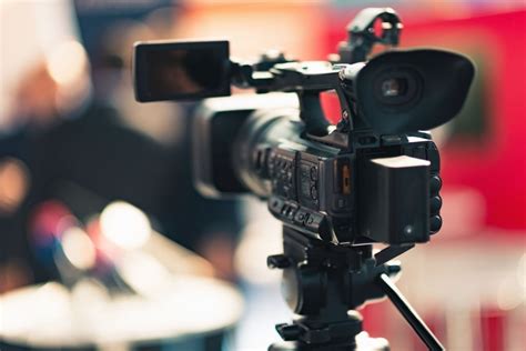 A Guide To Essential Camera Movements For Top Notch Video Production