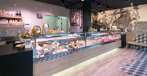 Agencement boucherie et espace viande avec vitrine boucherie design de