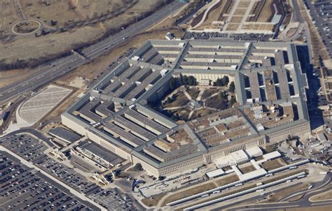 Pentagon Ends Ban On Transgender Troops In Military The Blade