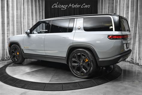 Used 2022 Rivian R1s Launch Edition Suv Only 100 Miles One Of The Only