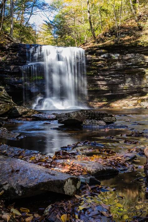Waterfalls In The Fall In Pocono Mountains Of Pennsylvania Usa Stock