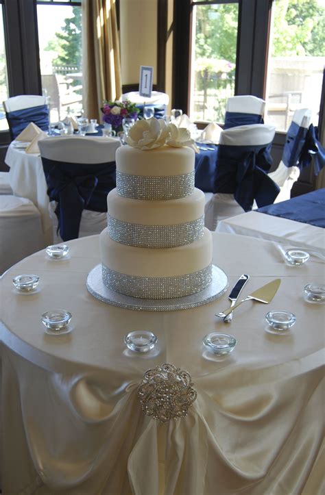 Simply Elegant Cake Table Love The Candles Around The Table