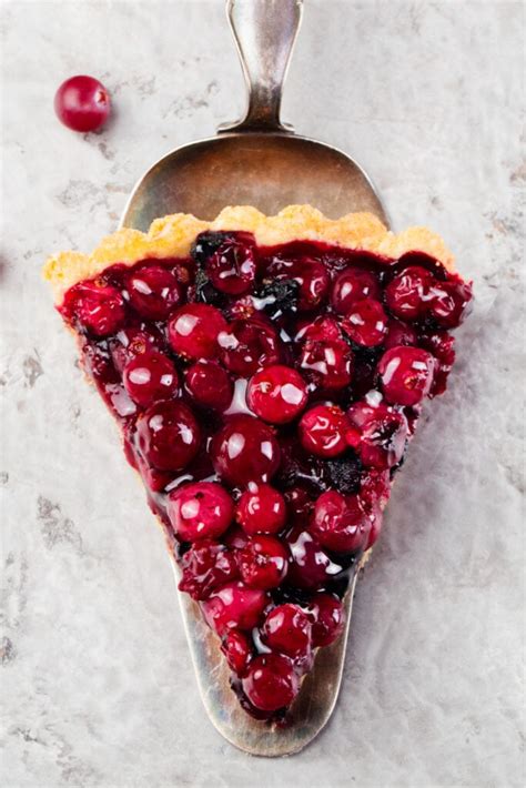 25 Best Fruit Pies Insanely Good