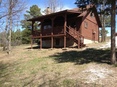 Kelly's cabin is the larger of two cabins and is located next to the bluff. Wolf Cabin - The Cliff House Inn of Jasper, Arkansas ...