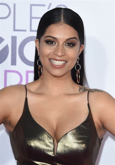Lilly Singh Peoples Choice Awards In Los Angeles 118 2017 • Celebmafia