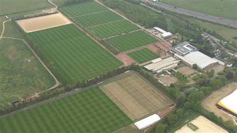 Arsenals Training Ground Opens To Players For Individual Work Bbc Sport