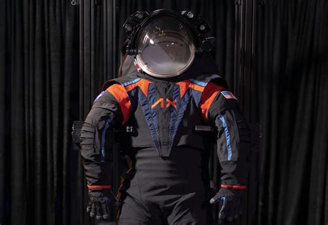 Nasa And Axiom Show Off Brand New Spacesuit For Moon Missions