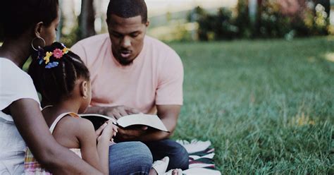 Parents And Children Read The Bible Every Day — Southern Equip