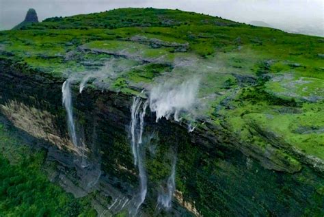 Head To These 4 Places In Maharashtra To See Upside Down Waterfalls