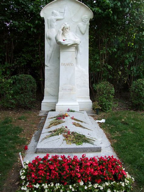 Johannes Brahms Grave Vienna Composer Johannes Brahms G Flickr
