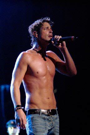 Male Celebrities Shirtless Singers Picture And Video Gallery The Best