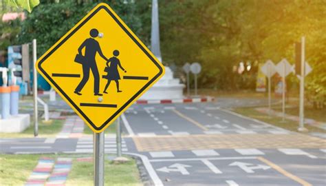 Penanda jalan di malaysia (ms) conventional road signs being used in malaysia (en). Ohio Traffic Laws for a School Zone | Legalbeagle.com