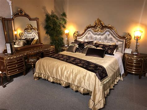 Made In Italy Spectacular Formal Bedroom Suite Includes King Size Bed