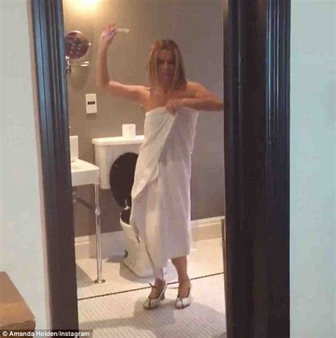 Britains Got Talents Amanda Holden Shows Off Her Dancing Skills In A Towel Daily Mail Online