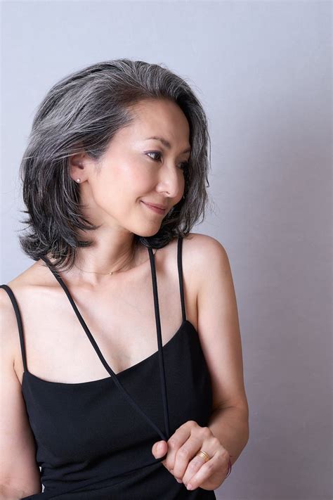 51 best mayuko miyahara grayhair style images on pinterest グレーのヘアスタイル、シルバーヘア、ヘアケア