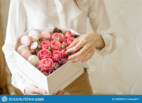 Smiling Pretty Girl Hold Heart Shaped Box With Fresh Flowers Pink Roses