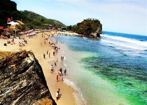 Indahnya Pantai Parangtritis Yogyakarta Wisata Bahari Yang Menyejukkan