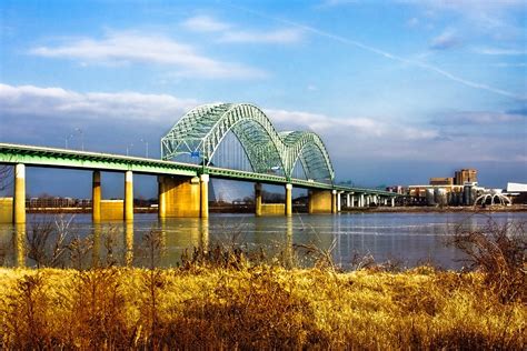 The Big M Bridge Across The Mississippi River At Memphis Flickr