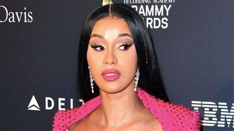 Cardi B Addresses Claims She Divorcing Offset For Attention Hiphopdx