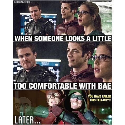 Pin By Mikayla Fox On The Arrow Flash Funny Supergirl And Flash Superhero Memes